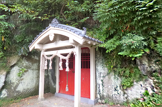 稲荷山・稲荷神社